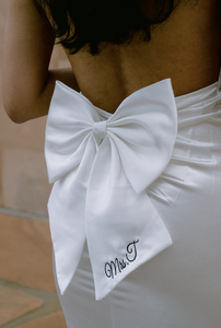 Eloise- Embroidered Short Detachable Bow